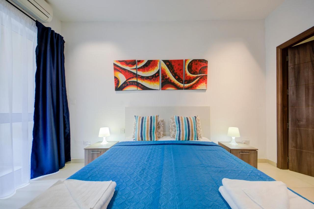 St Julians 2 Bedroom Apartment With Commanding Seaviews By Shortletsmalta Saint Julian's Luaran gambar
